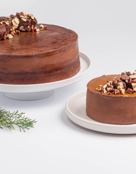 Torta de Chocolate y Arequipe con Brownies y Nueces