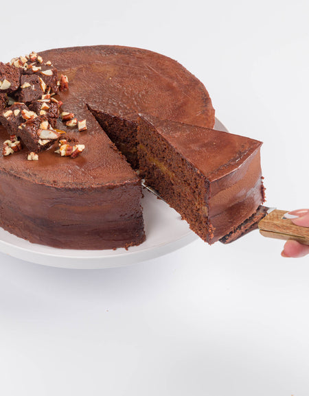 Torta de Chocolate y Arequipe con Brownies y Nueces